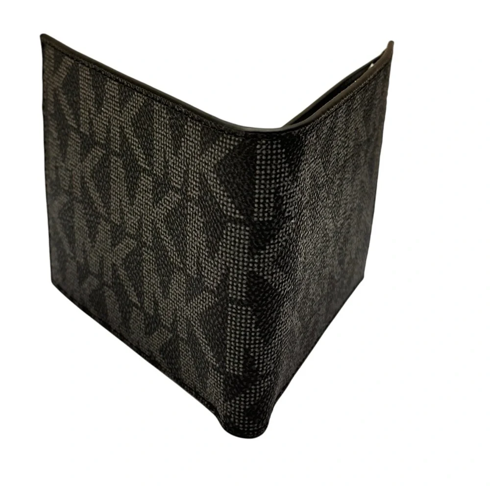 New Michael Kors Slim Logo Billfold Wallet Black High Quality Pebbled Leather